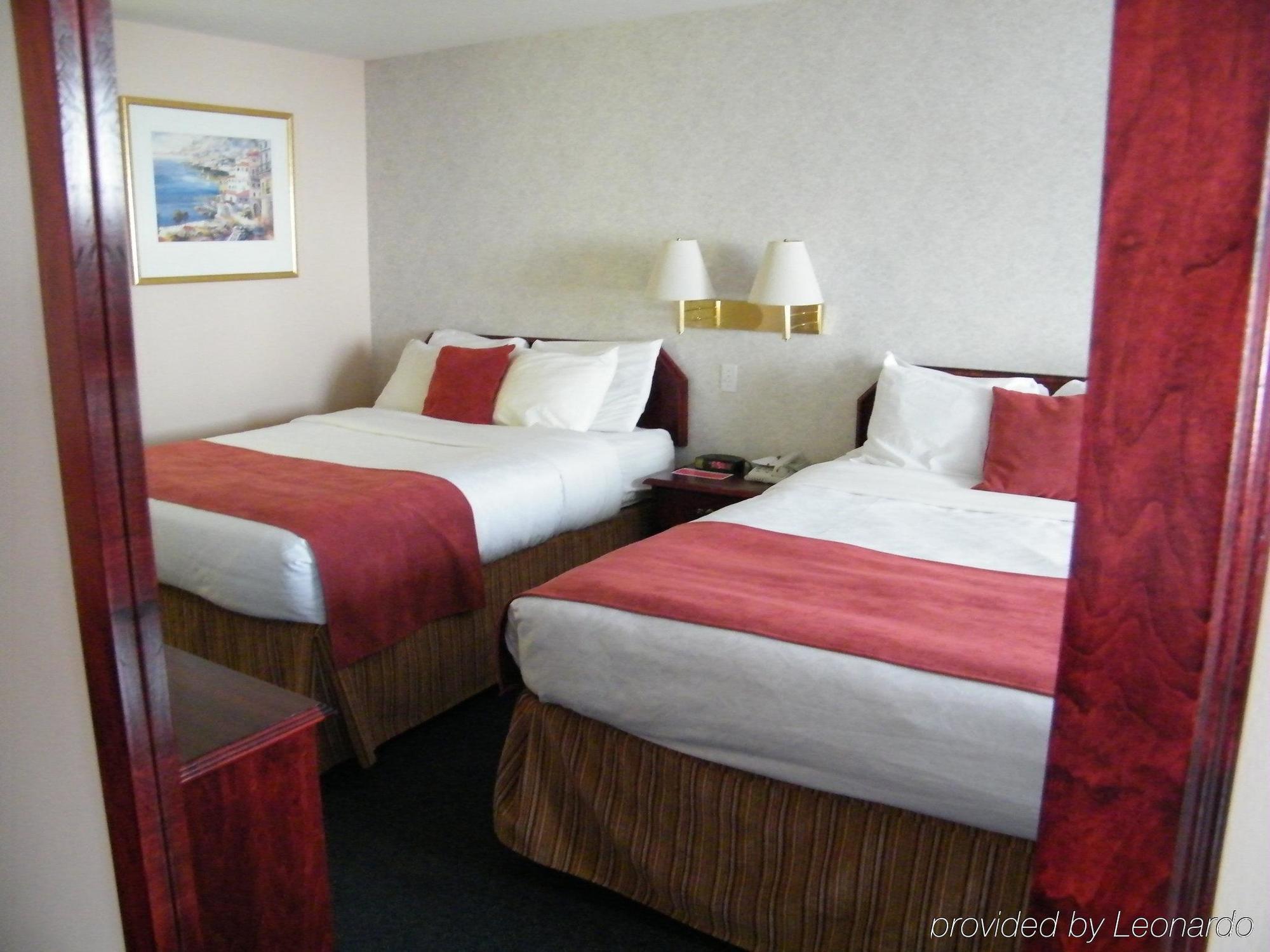 Hotel Ramada Limited 100 Mile House Exteriér fotografie